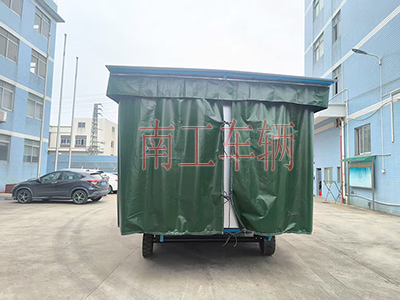 5吨雨篷拖车 牵引开云（中国）3I.jpg